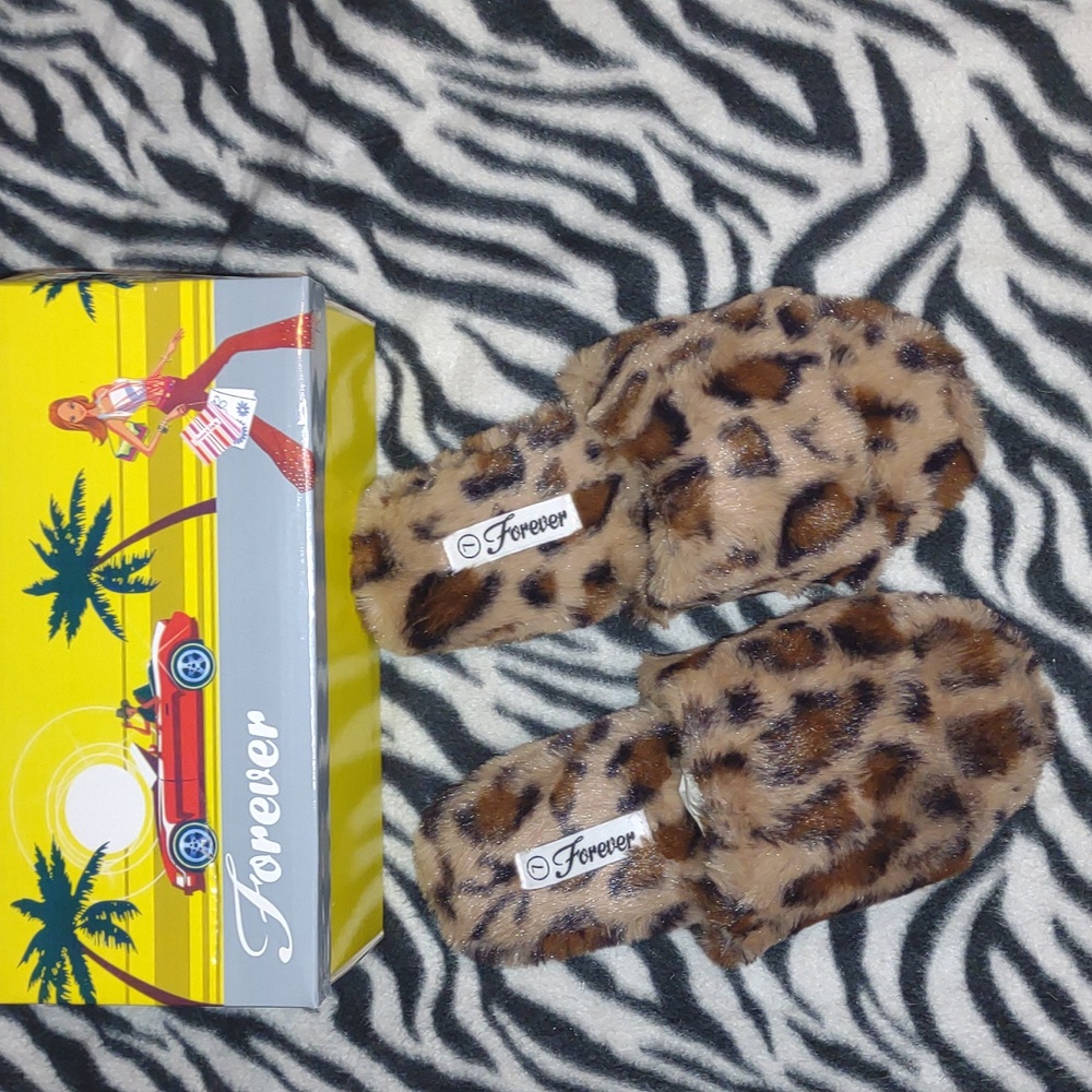 FOREVER LINK👣 Leofur Slippers footwear - Picture 10 of 16